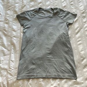 Grey Lululemon Swiftly Tech